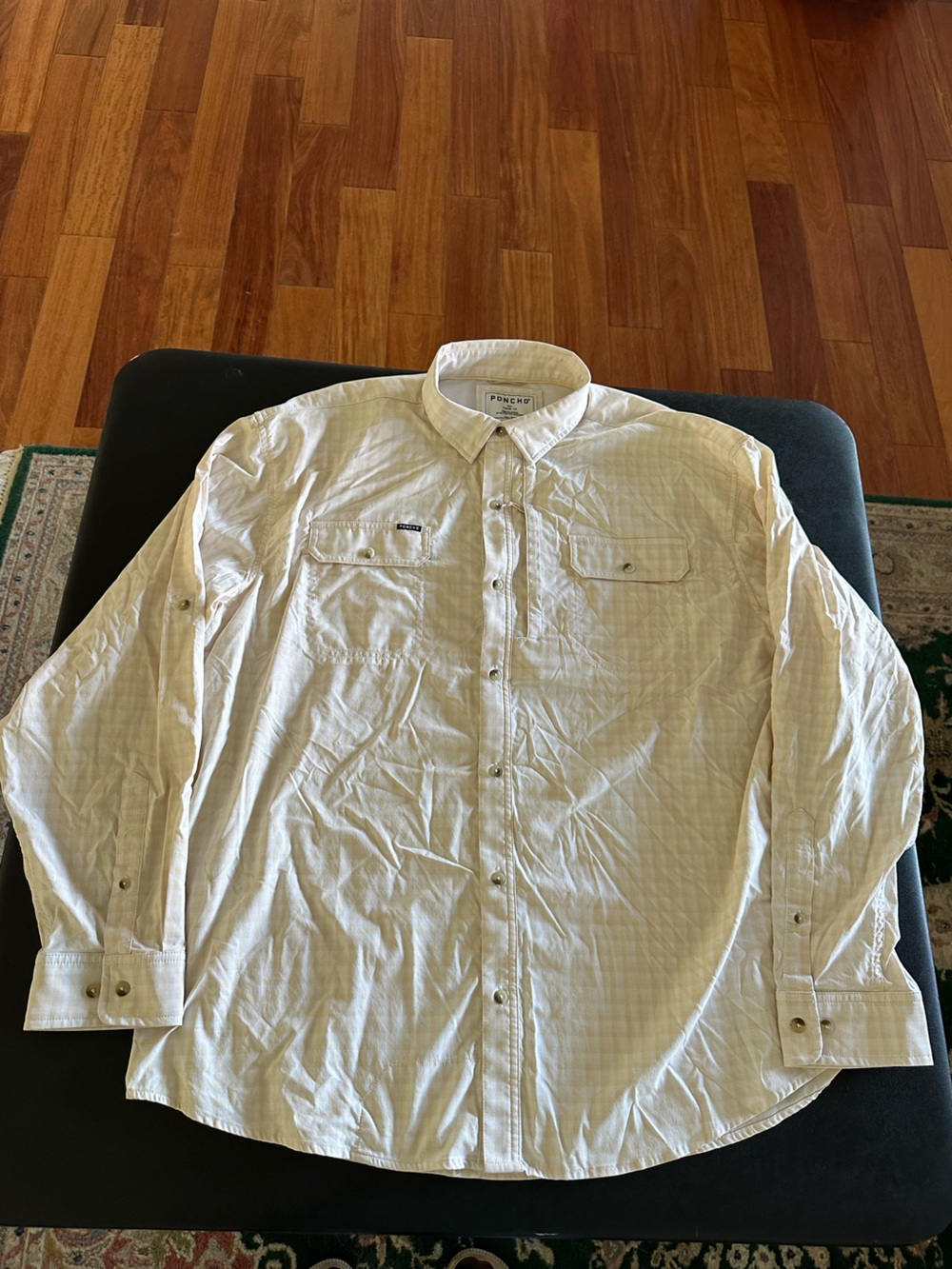 Poncho Light Beige Long-Sleeve Button-Up Shirt Size 2XL